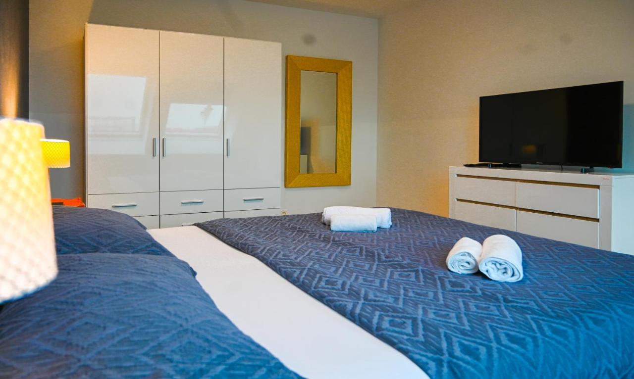 Delightful Duplex Danube Canal Vienna Exterior photo