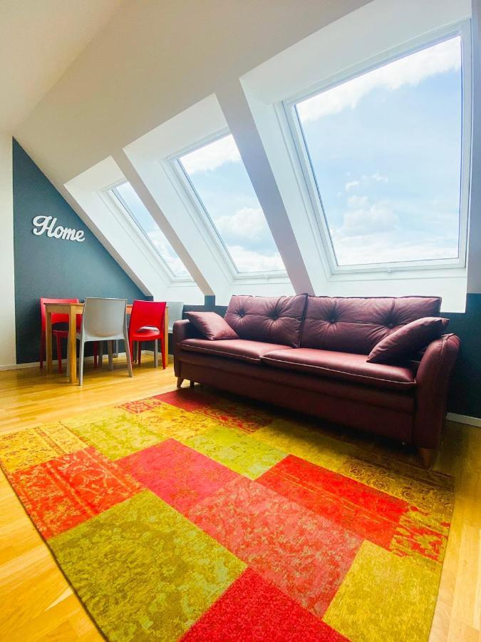 Delightful Duplex Danube Canal Vienna Exterior photo